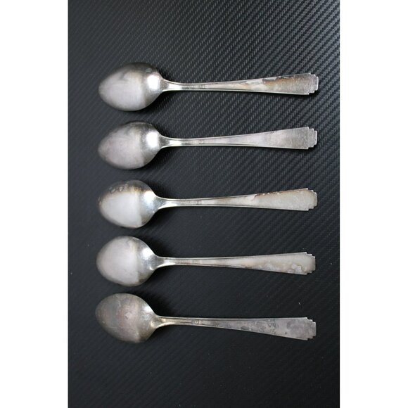 41 Pc. Flatware Set, Friendship by International Silver - WM Rogers & Son Stainl - Picture 10 of 12